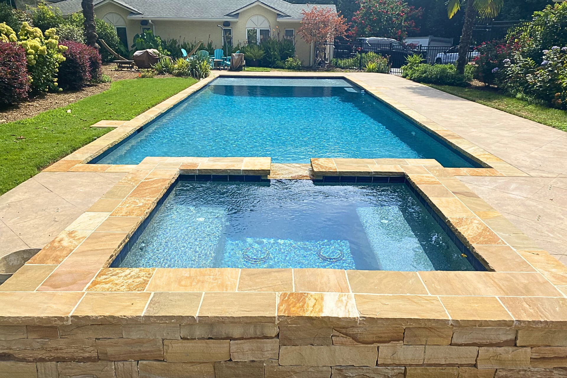 6562ba72-46ae-487e-bec2-90946b509e5d